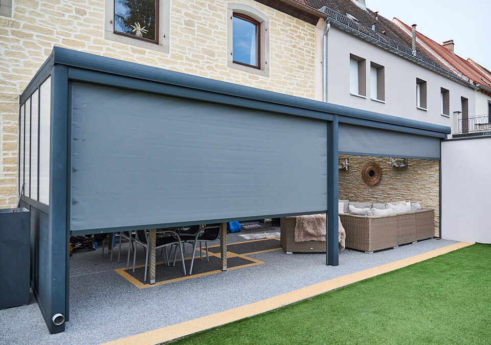 Pergola bioclimatique en Moselle : le confort s’invite sur votre terrasse